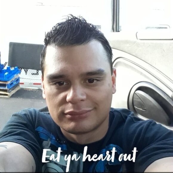 👕👗 Welcome to my Poshmark closet! 👞👜 - Picture 1 of 1